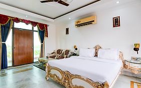 Palette - Hotel Icon Bakkhali